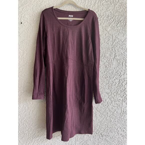 Duluth Trading Company size large maroon dress with pockets - Picture 1 of 2